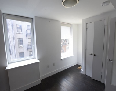 177 Ludlow St - Photo Thumbnail 3