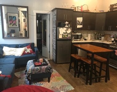 132 Graham Ave - Unit: 2 - Photo Thumbnail 3