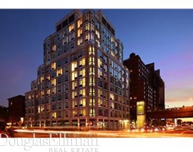 500 West 23rd St - Photo Thumbnail 12