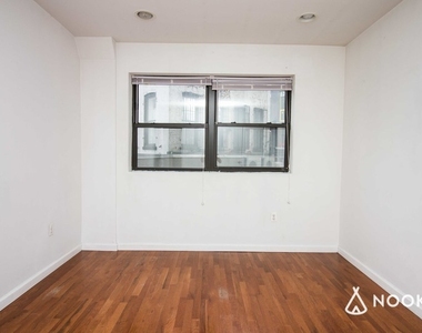 1086 Broadway - Photo Thumbnail 9