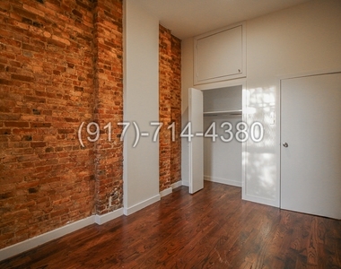 308 Tompkins Ave - Photo Thumbnail 9