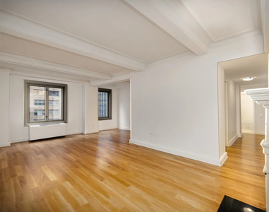 101 West 55th Street - Photo Thumbnail 1