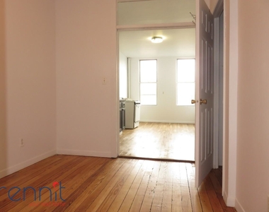 959 Metropolitan Ave - Photo Thumbnail 4