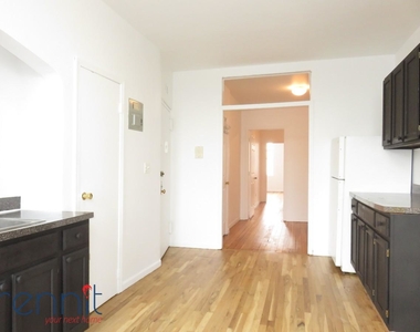 959 Metropolitan Ave - Photo Thumbnail 6