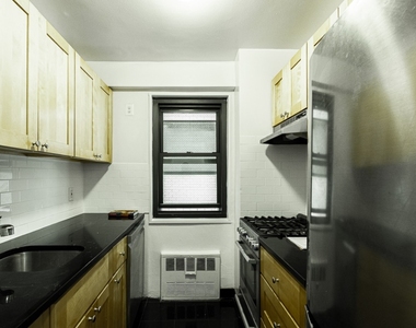 7 East 86th St - Photo Thumbnail 2