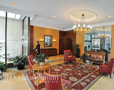 500 East 85th St - Photo Thumbnail 1