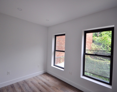 1038 Bedford Ave - Photo Thumbnail 5