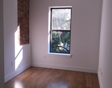 (E 26th St) - Flatbush, Brooklyn, NY 11210 - Photo Thumbnail 2