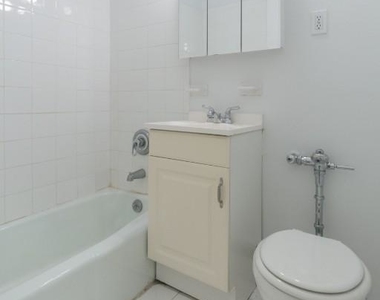 519 East 87th Street - Photo Thumbnail 3