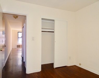 342 East 55th Street - Photo Thumbnail 8