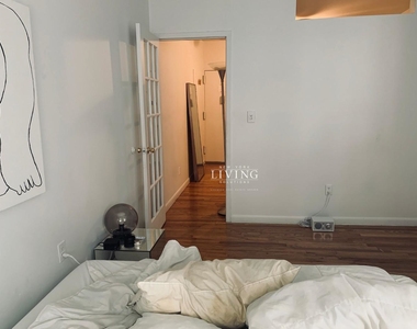 132 Allen St - Photo Thumbnail 1