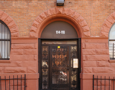 118 Quincy Street  - Photo Thumbnail 5