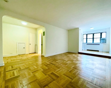 235 East 46th Street - Photo Thumbnail 0