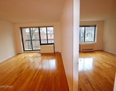 207 East 30th St - Photo Thumbnail 0