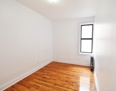 562 West 174th St - Photo Thumbnail 1