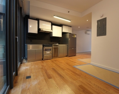 128 Stanwix Street - Photo Thumbnail 1