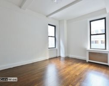 140 east 46th  - Photo Thumbnail 2