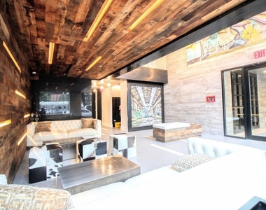 418 Lexington Ave - Photo Thumbnail 5