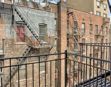 219 E 28th Street  - Photo Thumbnail 6