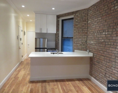 126 Macdougal Street - Photo Thumbnail 0