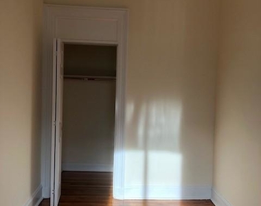 143 Montague Street - Photo Thumbnail 5