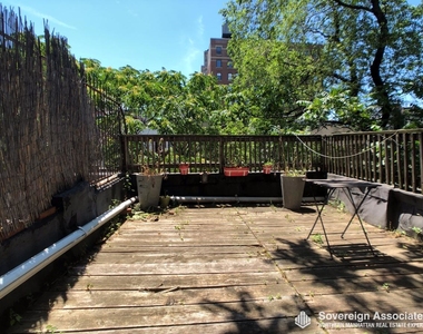 320 West 106th Street - Photo Thumbnail 13