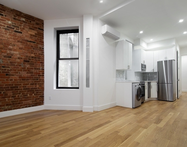 254 Broome St - Photo Thumbnail 0