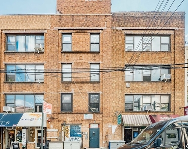 218 Bedford Ave  - Photo Thumbnail 1