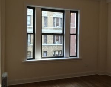 350 West 55th Street - Photo Thumbnail 6