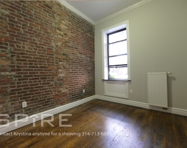 330 East 6th Street - Photo Thumbnail 3