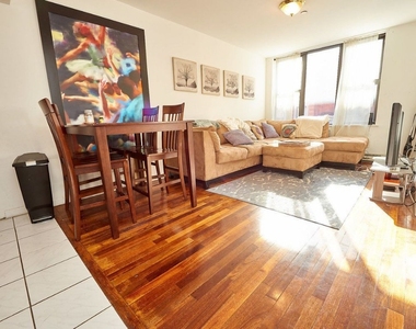 128 Rivington street - Photo Thumbnail 1