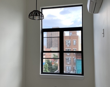 59 Graham Ave - Unit: 3 - Photo Thumbnail 4