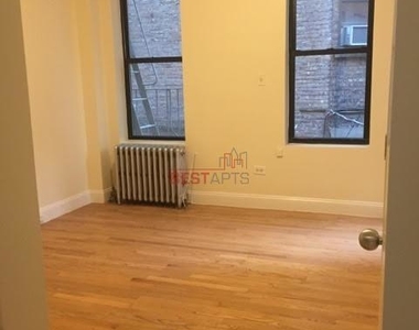 711     2nd  Avenue, Murray Hill ,10016 - Photo Thumbnail 0