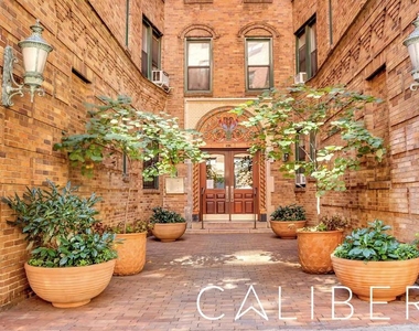 East 70th Street - Photo Thumbnail 8