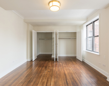 210 W 70th St, Unit 1406 - Photo Thumbnail 5