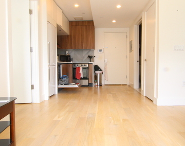 440 Wythe AVE - Photo Thumbnail 10