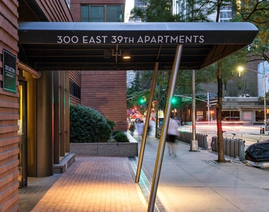 East 39th Street - Photo Thumbnail 1