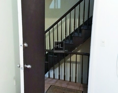 295 Clifton Place - Photo Thumbnail 8