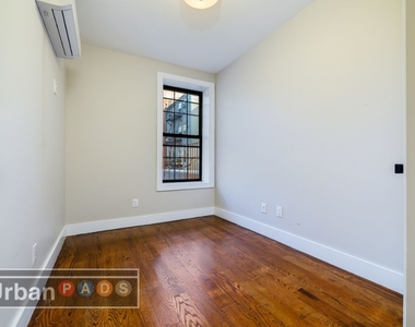 228 Manhattan Avenue #3B - Photo Thumbnail 2