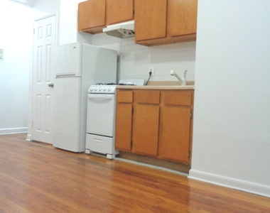 315 East 108th Street - Photo Thumbnail 2