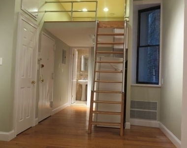 160 Chrystie street - Photo Thumbnail 0