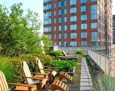 River Terrace - Photo Thumbnail 6