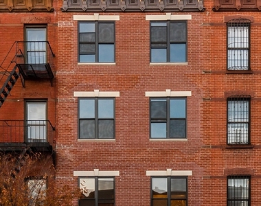 595 Myrtle Ave, Brooklyn - Photo Thumbnail 10