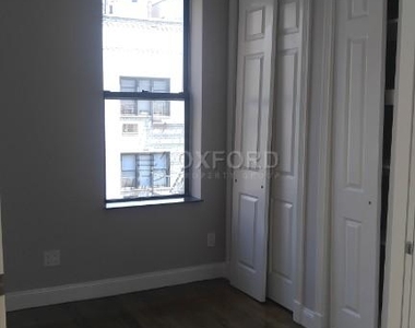 210 East 25th Street - Photo Thumbnail 7