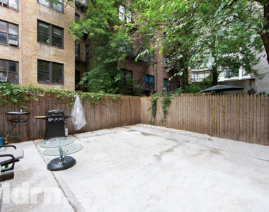 535 East 85th Street - Photo Thumbnail 7