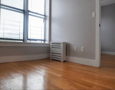 3BR on West 144th Street - Photo Thumbnail 3