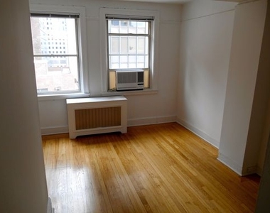 Large - 3 blocks to Grand Central w/  Private Terrace! - Photo Thumbnail 3