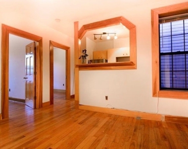 2 BR on Lexington Ave - Photo Thumbnail 6