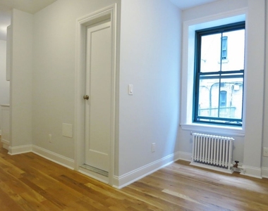 512 East 79th Street  - Photo Thumbnail 3