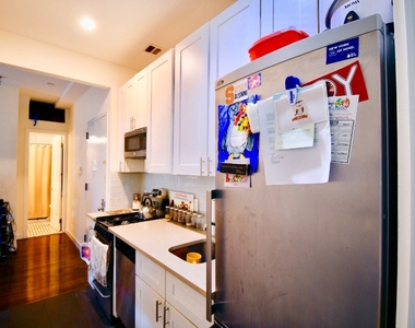 845 Manhattan Ave - Photo Thumbnail 1